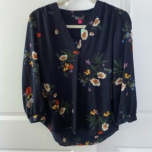NWT Vince Camuto 3/4 Sleeve Floral Blouse
